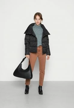 ONLY Petite ONLNEWJUNE SHORT PUFFER - Winter Jacket - Black -ONLY Petite store 0647b3d35bc5470d858907af5a1cd3e8