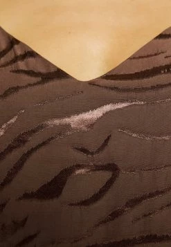 ONLY Petite ONLBELLA SLIP - Top - Brown -ONLY Petite store 0897eee6cfad450e9f72703418a45107