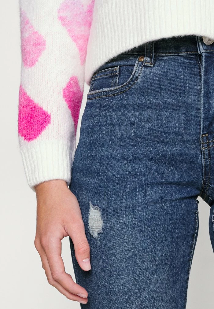 ONLY Petite ONLHUSH MID WAIST FLARED - Flared Jeans - Medium Blue Denim 7 ONLY Petite ONLHUSH MID WAIST FLARED - Flared Jeans - Medium Blue Denim - Image 5