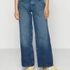 ONLY Petite ONLHOPE LOW WAIST WIDE JEANS - Relaxed Fit Jeans - Medium Blue Denim 1 ONLY Petite ONLHOPE LOW WAIST WIDE JEANS - Relaxed Fit Jeans - Medium Blue Denim -ONLY Petite store 0c51f61c515e4626920252b3995af559