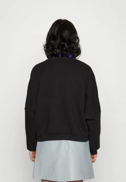 ONLY Petite ONLJULLE O NECK - Sweatshirt - Black -ONLY Petite store 0d4268a9fcfc49f9bd5562437f52d9f1