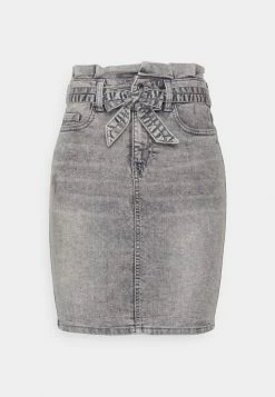 ONLY Petite ONLHUSH LIFE MID PAPERBAG SKIRT - Mini Skirt - Medium Grey Denim -ONLY Petite store 116200a42cb24c259d4438fed97c48e5