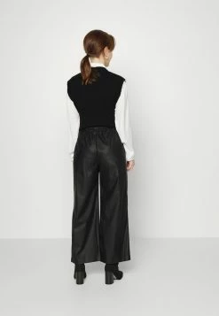 ONLY Petite ONLTINA ANKLE PANT - Trousers - Black -ONLY Petite store 11f15c82449a44fb94f866b92e951d0b