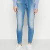 ONLY Petite ONLHUSH LIFE - Jeans Skinny Fit - Medium Blue Denim -ONLY Petite store 13ca9c470eb74ef98b7ad691a16c7779
