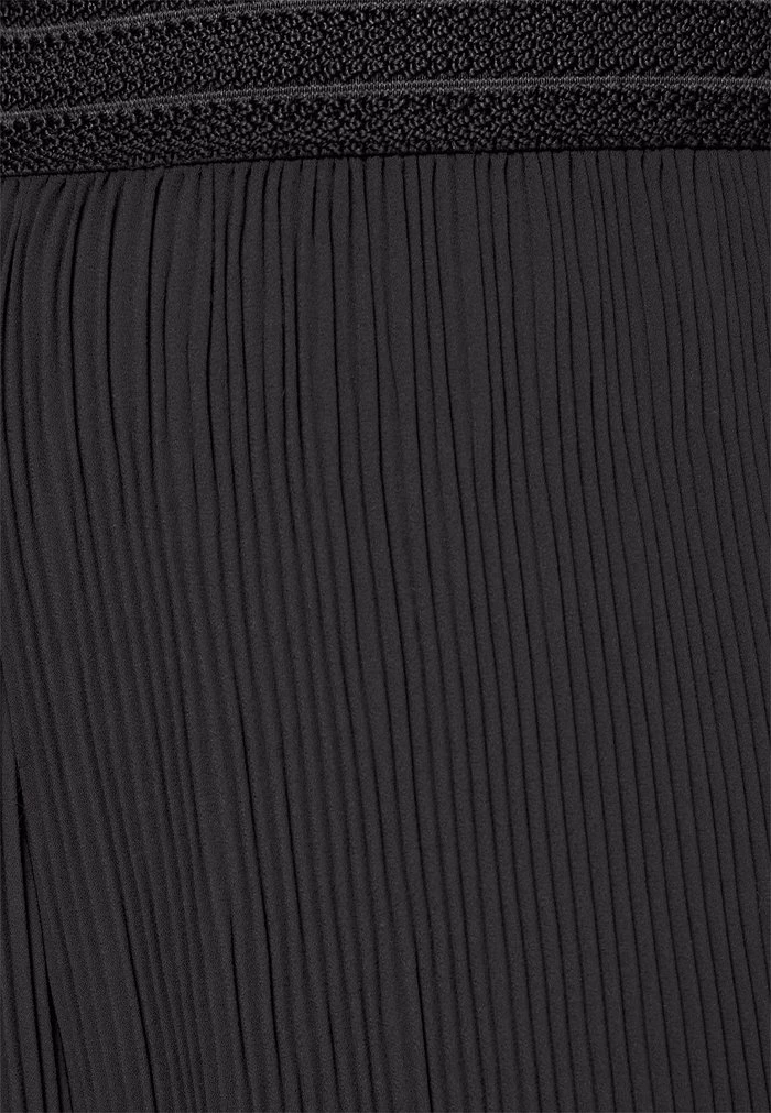 ONLY Petite ONLMARIN PLISSE CULOTTE - Trousers - Black 8 ONLY Petite ONLMARIN PLISSE CULOTTE - Trousers - Black - Image 6