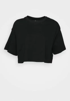 ONLY Petite ONLMAY BOXY CROP 2 PACK - Print T-shirt - Black/june Bug -ONLY Petite store 183669e81b4d429a81e56bfd2e764cb4