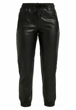 ONLY Petite ONLBIRGITTE TOPAS STRING PANT - Tracksuit Bottoms - Black -ONLY Petite store 18aea11d4b3e4144afa50b0b516f52f0