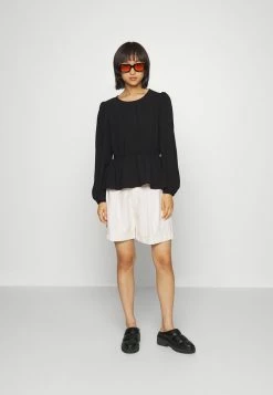 Alternative view of ONLY Petite ONLMETTE O NECK - Blouse - Black