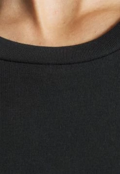 ONLY Petite ONLNORA VOLOUME BODY - Basic T-shirt - Black -ONLY Petite store 191bfb9dbeae4ef5a21560d8a10340d1