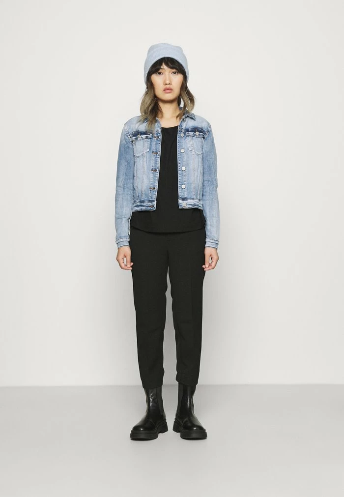 ONLY Petite ONLNELLA BOXY - Jumper - Black 4 ONLY Petite ONLNELLA BOXY - Jumper - Black - Image 2