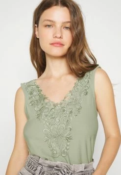 ONLY Petite ONLNIDA - Top - Desert Sage -ONLY Petite store 20562c2c9e7d41688cbb1c3f652586b5