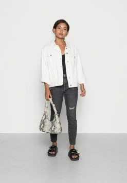 ONLY Petite store -ONLY Petite store 205b248d8b11462ebfe1e4b4d0b8590f