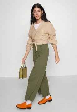 ONLY Petite ONLSANIA - Trousers - Grape Leaf 14 ONLY Petite ONLSANIA - Trousers - Grape Leaf -ONLY Petite store 2189c476461f4a69bfa773f7e48542c4