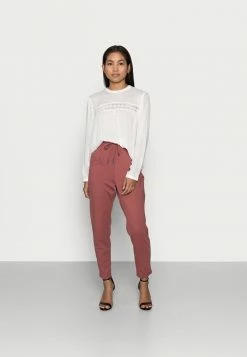 ONLY Petite ONLPELIA LIFE DOT BLOUSE - Blouse - Cloud Dancer -ONLY Petite store 23708cb039474ee4bb502f6ec7027088