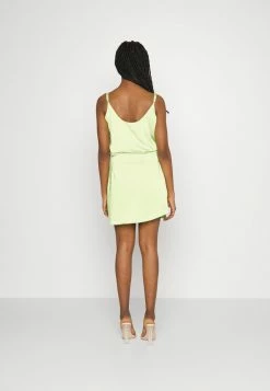 ONLY Petite ONLAYRA SKIRT - Mini Skirt - Sharp Green -ONLY Petite store 23f826a6bd9445e892105e30dd04ec7e