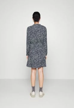 ONLY Petite ONLCORY - Tunic - Black 10 ONLY Petite ONLCORY - Tunic - Black -ONLY Petite store 26cdac4e4ba94bde810b2e5cfc53c421