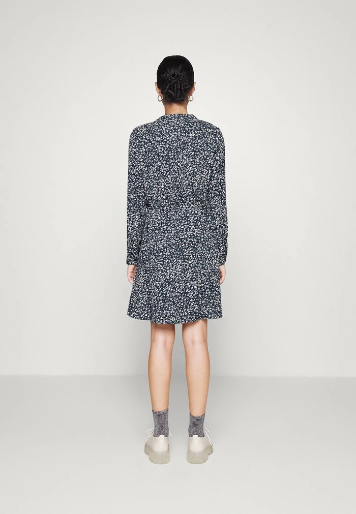 ONLY Petite ONLCORY - Tunic - Black 5 ONLY Petite ONLCORY - Tunic - Black - Image 3