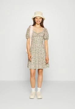 ONLY Petite ONLTHEA FEVER PUFF DRESS - Jersey Dress - Greener Pastures -ONLY Petite store 26d06a117c5341d78e9ecb7f5752063b