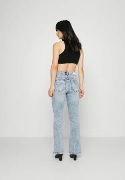 ONLY Petite ONLPAOLA LIFE - Flared Jeans - Light Blue Denim -ONLY Petite store 28d80dc2f860403dbb8194d824543360