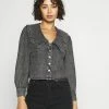 ONLY Petite ONLTHEA LIFE COLLAR SHIRT - Blouse - Grey Denim -ONLY Petite store 294f1e375e254131a67d235d6aa2949d
