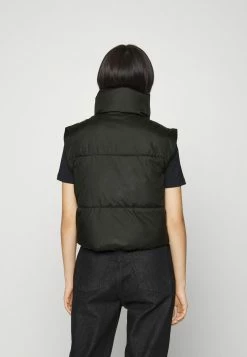 ONLY Petite ONLRICKY SHORT WAISTCOAT - Waistcoat - Black 10 ONLY Petite ONLRICKY SHORT WAISTCOAT - Waistcoat - Black -ONLY Petite store 2e4f9381bb724fcc9ddb67b4eebe82c3