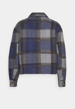ONLY Petite ONLEMMA SHORT CHECK SHACKET - Short Coat - Dark Denim -ONLY Petite store 30cb2a8e471d4d27a3d5212a2ac35684