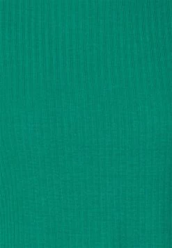 ONLY Petite ONLEMMA HIGHNECK - Print T-shirt - Pepper Green -ONLY Petite store 3244dfc0306b42c89a0d4cb7ab840f11