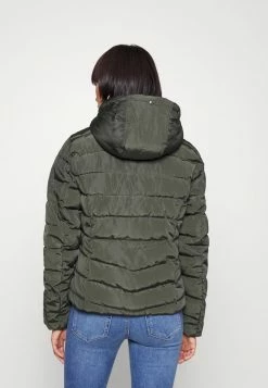 ONLY Petite ONLNEWELLAN QUILTED JACKET - Winter Jacket - Rosin -ONLY Petite store 346afba38f43478d9f85b3a9f05b47d0