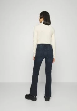ONLY Petite ONLHUSH LIFE MID FLARED SLIT - Bootcut Jeans - Blue Denim -ONLY Petite store 3524915091fc4631a9f32f8d62ee3644