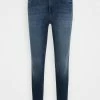 ONLY Petite ONLBLUSH LIFE HIGH WAIST - Slim Fit Jeans - Medium Blue -ONLY Petite store 397542b1b1994f3eb86634c6bc2bccf5