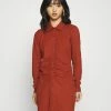 ONLY Petite ONLHONEY SHIRT DRESS - Jersey Dress - Roasted Russet -ONLY Petite store 39d9f3ffcf334d18b4f6c8a686bba49c