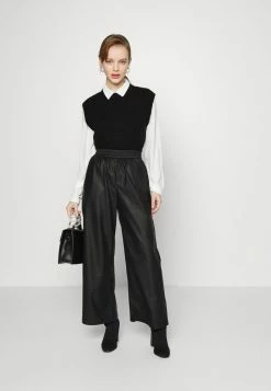 ONLY Petite ONLTINA ANKLE PANT - Trousers - Black -ONLY Petite store 3c863bf5692c4501b53916bb17c357f0