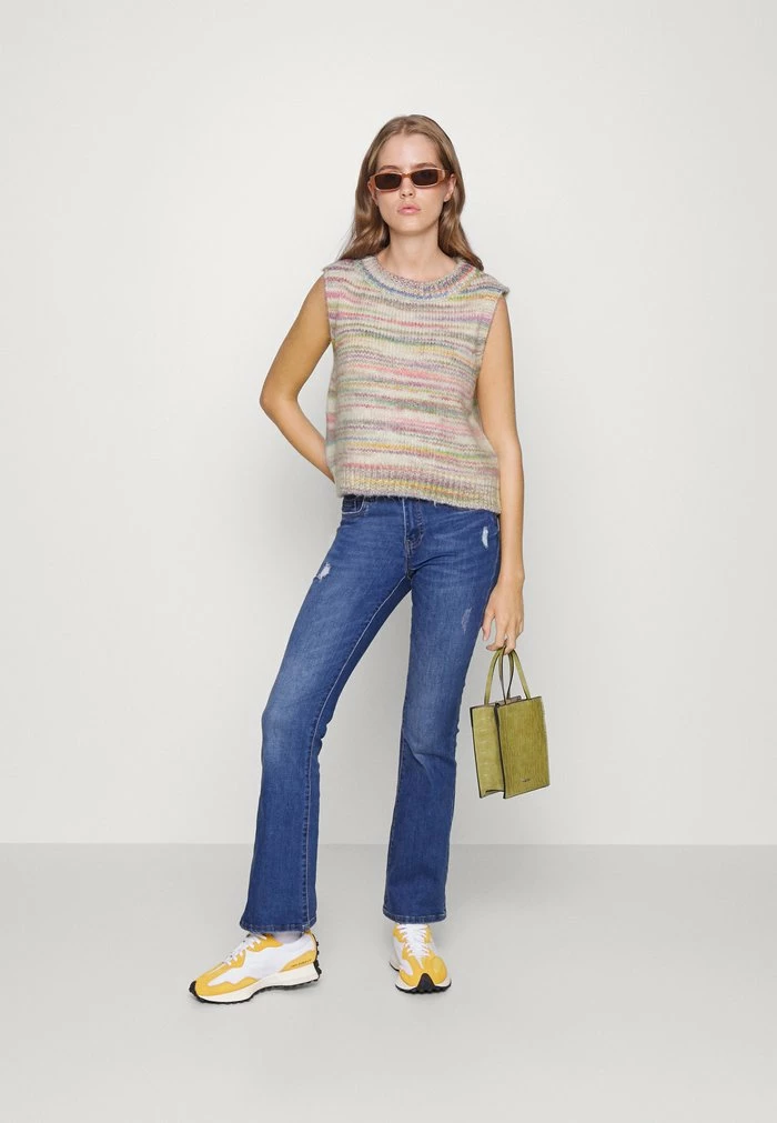 ONLY Petite ONLCARMA - Jumper - Stone/multi-coloured 4 ONLY Petite ONLCARMA - Jumper - Stone/multi-coloured - Image 2