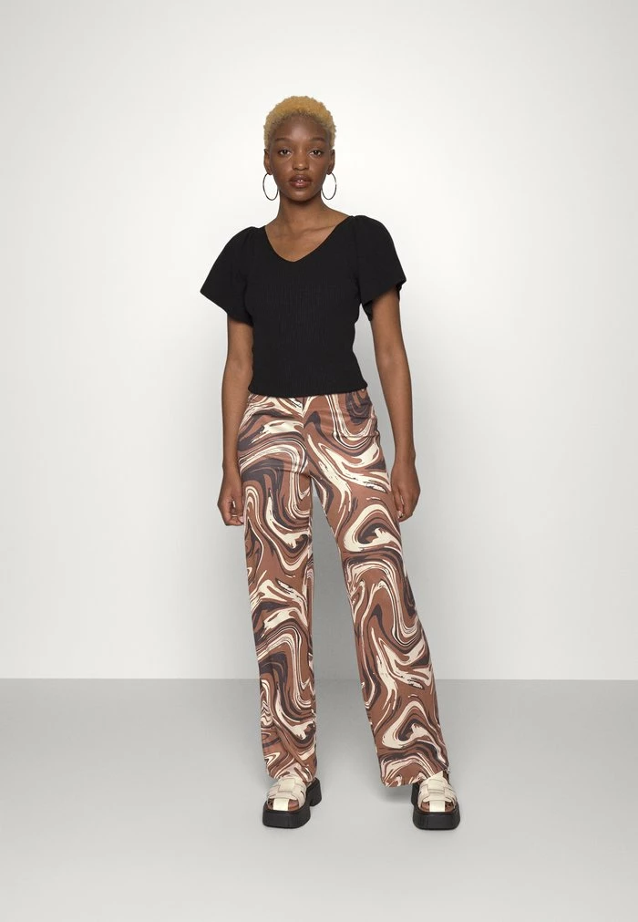 ONLY Petite ONLLUCCA WIDE PANT - Trousers - Shopping Bag 3 ONLY Petite ONLLUCCA WIDE PANT - Trousers - Shopping Bag