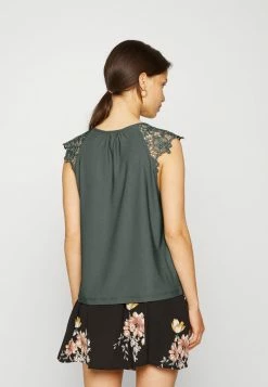 ONLY Petite ONLSILJA LIFE NEW MIX - Print T-shirt - Balsam Green -ONLY Petite store 4812c3771a4b4db99619a8955a1c42ae