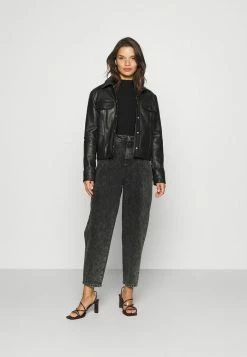 ONLY Petite ONLLIVA STRAP LIFE - Relaxed Fit Jeans - Dark Grey Denim -ONLY Petite store 4a517dcf4a284aa3926f5d3880a3e1ae