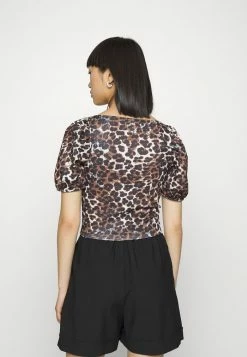 ONLY Petite ONLTHEA FEVER PUFF - Print T-shirt - Black/brown -ONLY Petite store 4ac1627beed74b9e80c466d3ae6b04b5