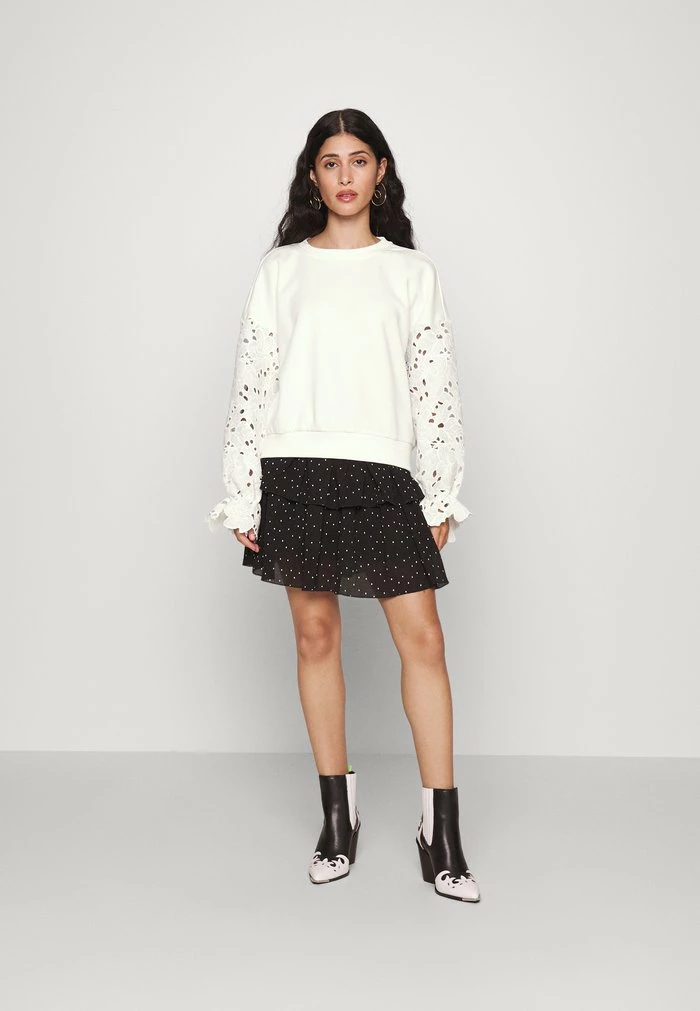 ONLY Petite ONLWANTED SLEEVE - Sweatshirt - Cloud Dancer 4 ONLY Petite ONLWANTED SLEEVE - Sweatshirt - Cloud Dancer - Image 2