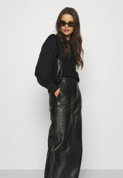 ONLY Petite ONLBREONNE - Jumper - Black/black -ONLY Petite store 4e2929a9d1c941f8b31c274f357f9d55