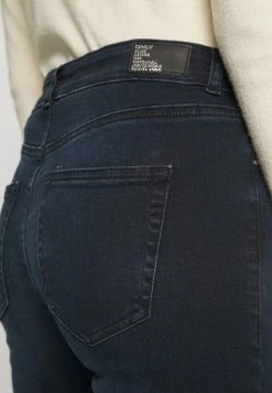 ONLY Petite ONLHUSH LIFE MID FLARED SLIT - Bootcut Jeans - Blue Denim -ONLY Petite store 4e8f9f3695af4cfa908d938ce30a5311