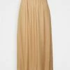 ONLY Petite ONLVENEDIG PAPERBAG LONGSKIRT - Maxi Skirt - Tigers Eye -ONLY Petite store 4eafea1a7de84646901be56186526640