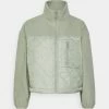 ONLY Petite ONLLINDSEY MIX JACKET - Fleece Jacket - Desert Sage -ONLY Petite store 5041072fb0764a58b9f3e25b9b4875e5