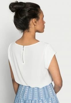 ONLY Petite ONLVIC SOLID - Basic T-shirt - Cloud Dancer 11 ONLY Petite ONLVIC SOLID - Basic T-shirt - Cloud Dancer -ONLY Petite store 5106fa85694f4a659dedf1563f869ec5