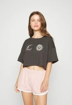 ONLY Petite ONLSPIRIT CROPPED - Print T-shirt - Phantom