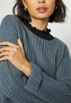 ONLY Petite ONLNICALA - Jumper - China Blue -ONLY Petite store 53e8281aa60a43f5a0b162a0eb7785ea