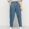 ONLY Petite ONLVERNA BALLOON - Relaxed Fit Jeans - Medium Blue Denim
