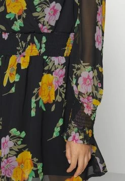 ONLY Petite ONLABA ISABELLLA SMOCK - Day Dress - Black -ONLY Petite store 57359fd539374216989d37e3febe3f9f