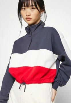 ONLY Petite ONLMAGGI CROPPED HIGHNECK ZIP - Sweatshirt - Cloud Dancer/urban Red -ONLY Petite store 58c4f4a6fae04049906aed50f41a22c6