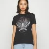 ONLY Petite ONLLUCY - Print T-shirt - Black 1 ONLY Petite ONLLUCY - Print T-shirt - Black -ONLY Petite store 591deb2ed8b643e696ac623ba3296cb2