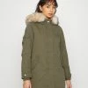 ONLY Petite ONLMAY LIFE - Light Jacket - Olive Night -ONLY Petite store 5bcf6199179449c9a1286a440db86529
